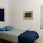Hostel Moradia De