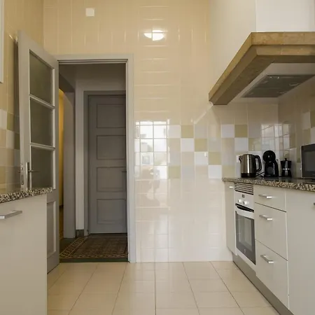 ホステル Moradia De *