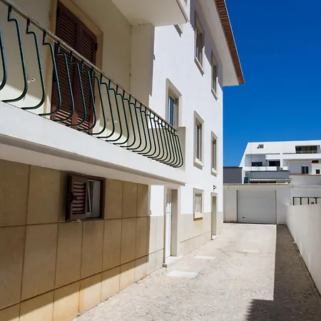 Hostel Moradia De Faro