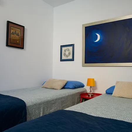 Moradia De * ファロ