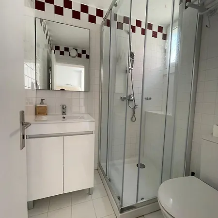 ホステル Moradia De *