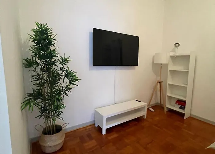 Albergue Moradia De *