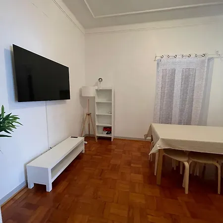 Moradia De ホステル *