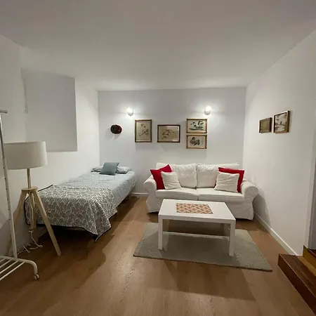 ホステル Moradia De *